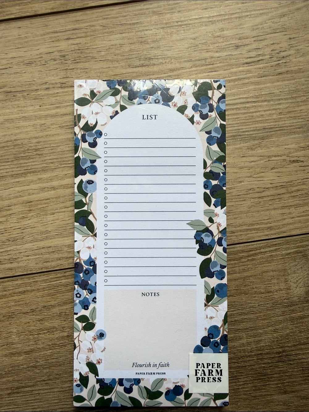 NWT Blue Gingham Kitchen Towel with Notepad - Picture 4 of 5